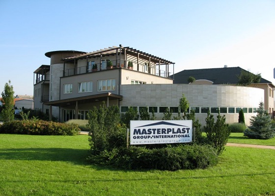 MasterPlast-El productor de espuma polietileno en Hungría encontró la máquina para reciclar polietileno de Greenmax a solver problema de almacén con residuos