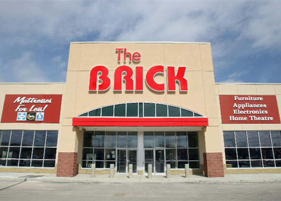 The Brick-- la segunda tienda de cadenas de muebles más grande ha instalado cuarta máquina de GREENMAX en Ontario para el reciclaje de telgopor